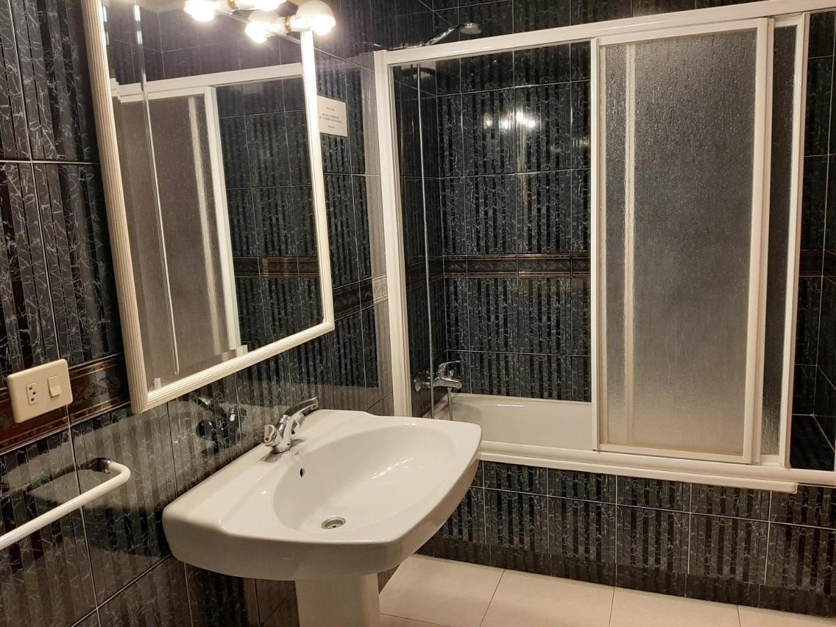 Habitaciones Vistamar Ribadeo Εξωτερικό φωτογραφία